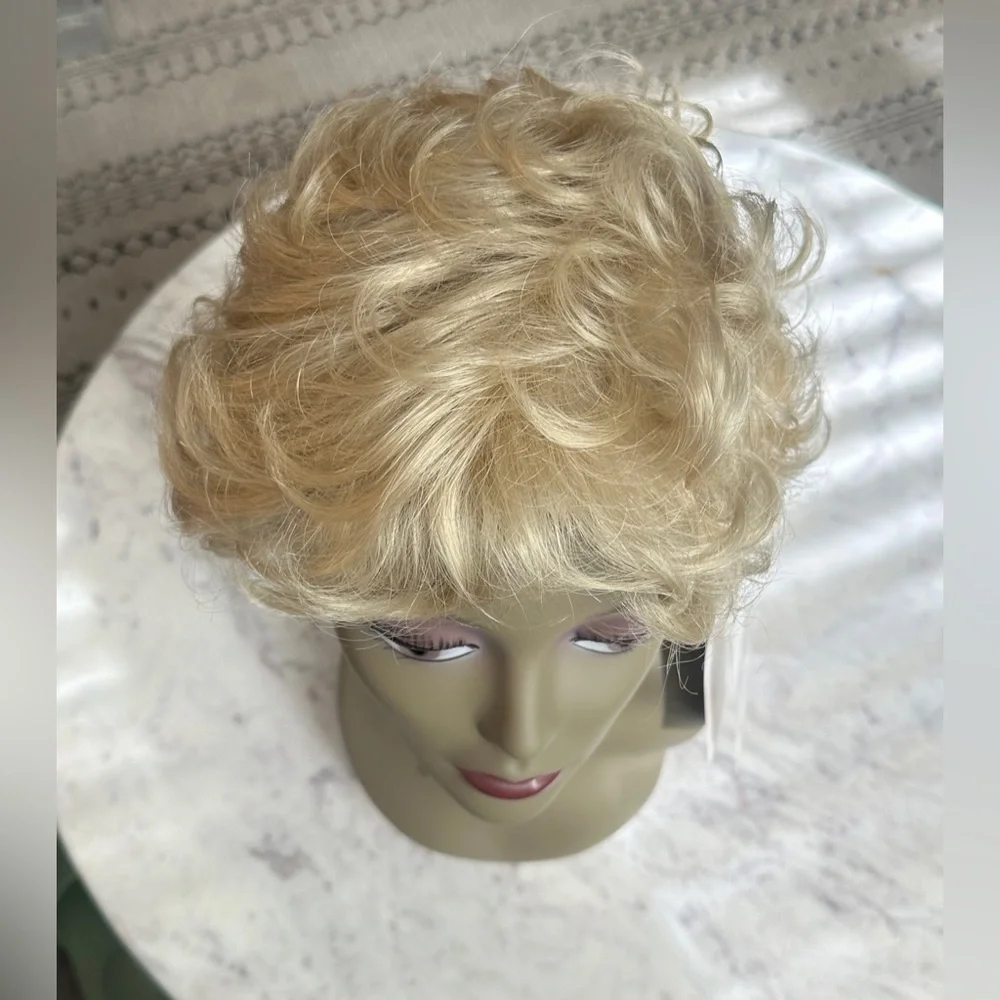 Rare Vintage Rene‎ Of Paris Wig #448 BETH Color: 22